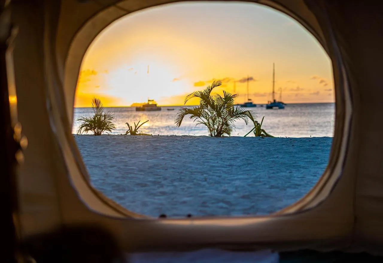 Wild Lotus Glamping Otel Bolands Antigua ve Barbuda