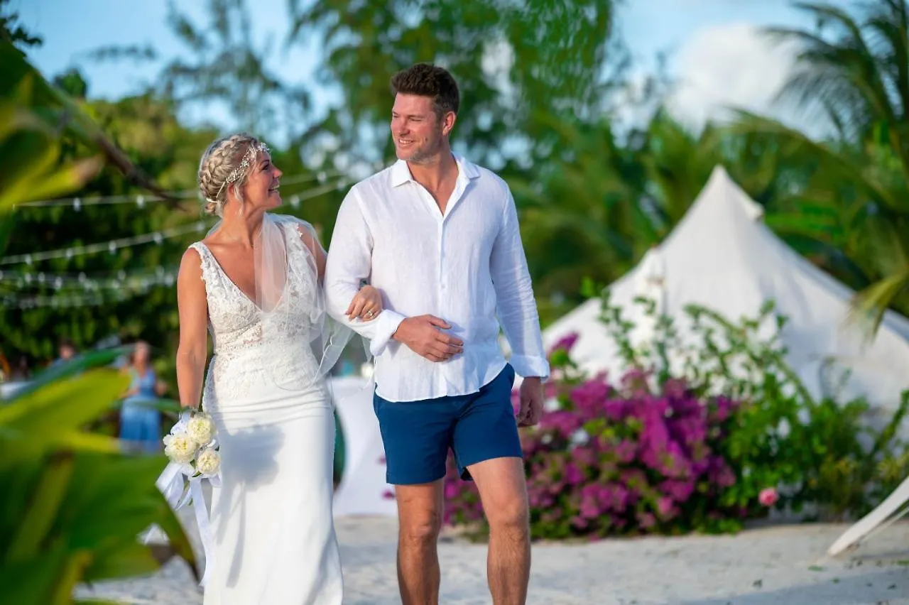 Wild Lotus Glamping Otel Bolands Antigua ve Barbuda