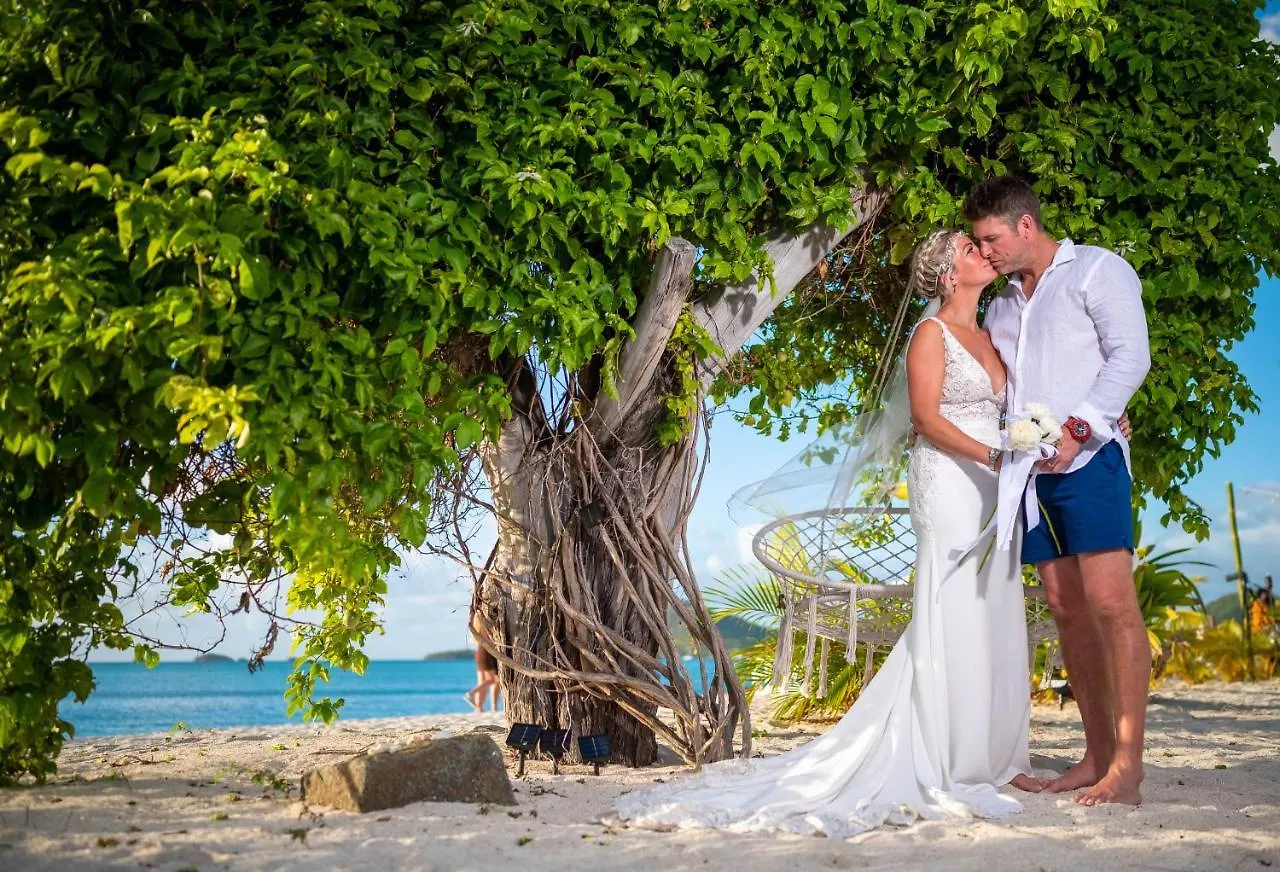 Wild Lotus Glamping Hotell Bolands 5*,  Antigua och Barbuda
